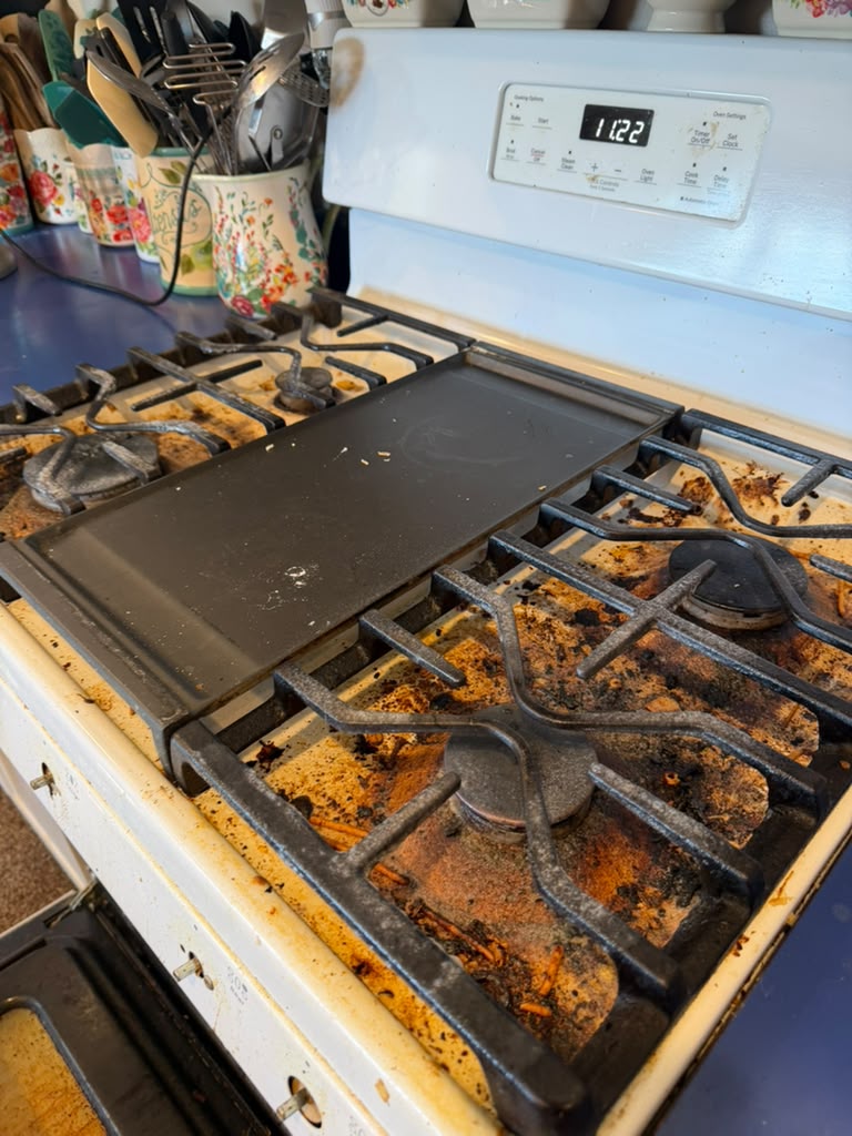 Stovetop Cleaning — before cleaning by Ely Cleaning Services